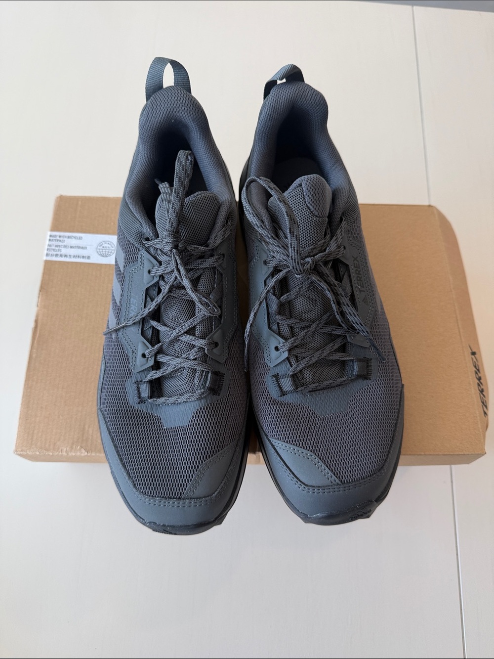 adidas Men's Athletic Trainers in Charcoal Gray